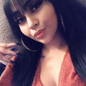 Meet your Posher, Reyna